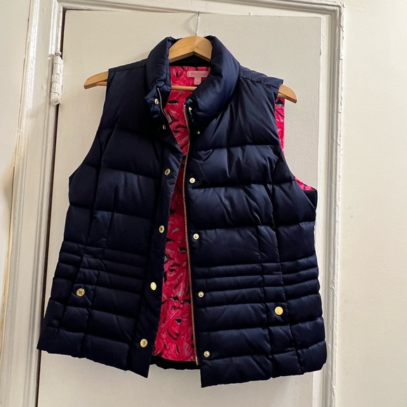 Lilly Pulitzer navy puffer vest - Size XL - Picture 2 of 5